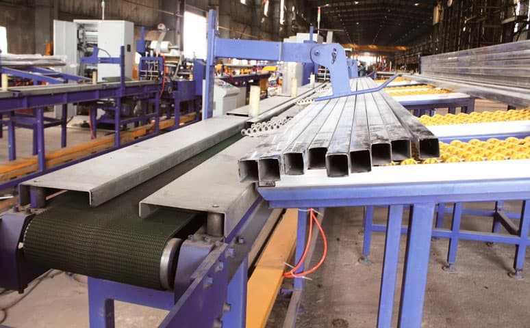 square tube feeding system