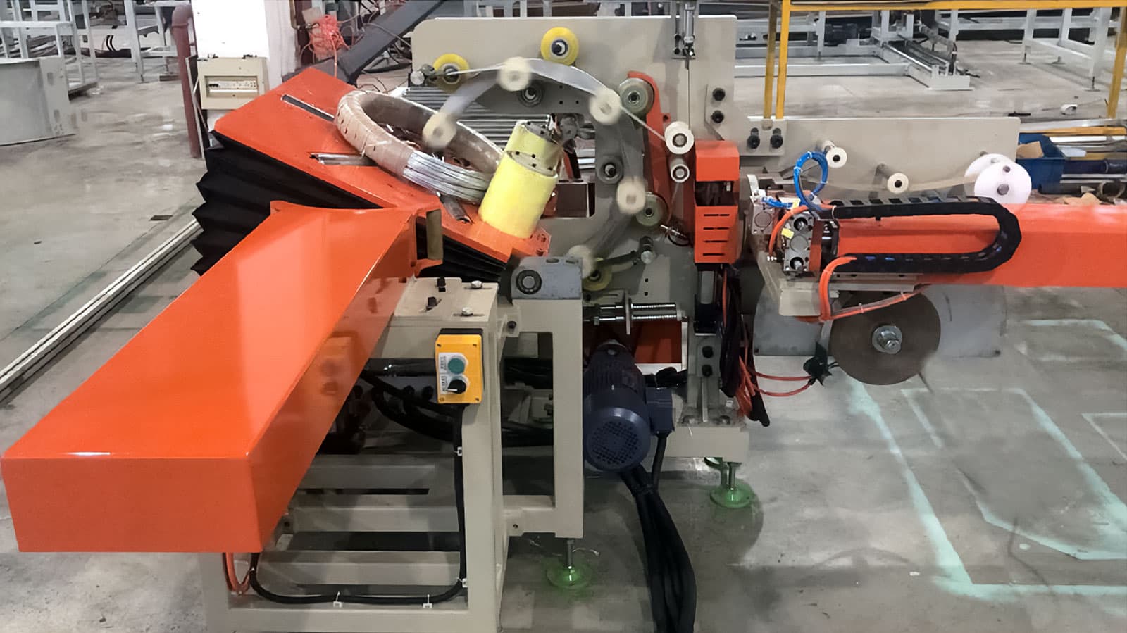 steel wire packing machine