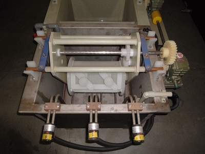 Bath of hot de-oiling