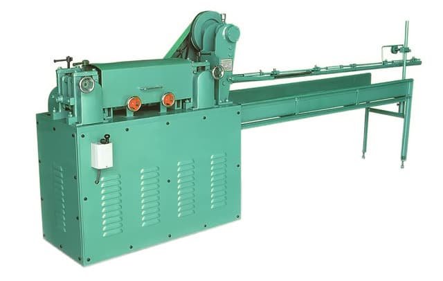 wire straightening and cutting machine